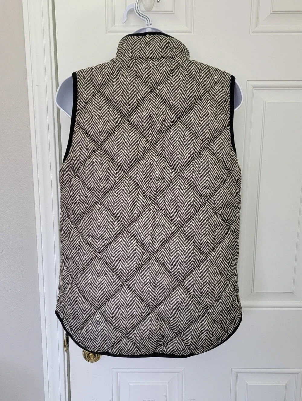 J.CREW Women’s Quilted Full Zip Herringbone Vest Black White XS Pockets
